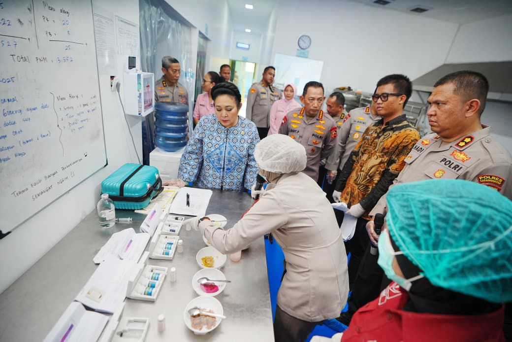 Titiek Soeharto Salut SPPG Polri Higienis, Bisa Jadi Contoh SPPG Se-Indonesia