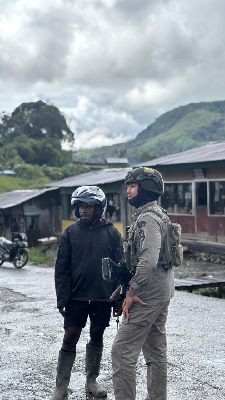 Patroli Dialogis Ops Damai Cartenz 2026 Perkuat Stabilitas Keamanan di Distrik Sinak