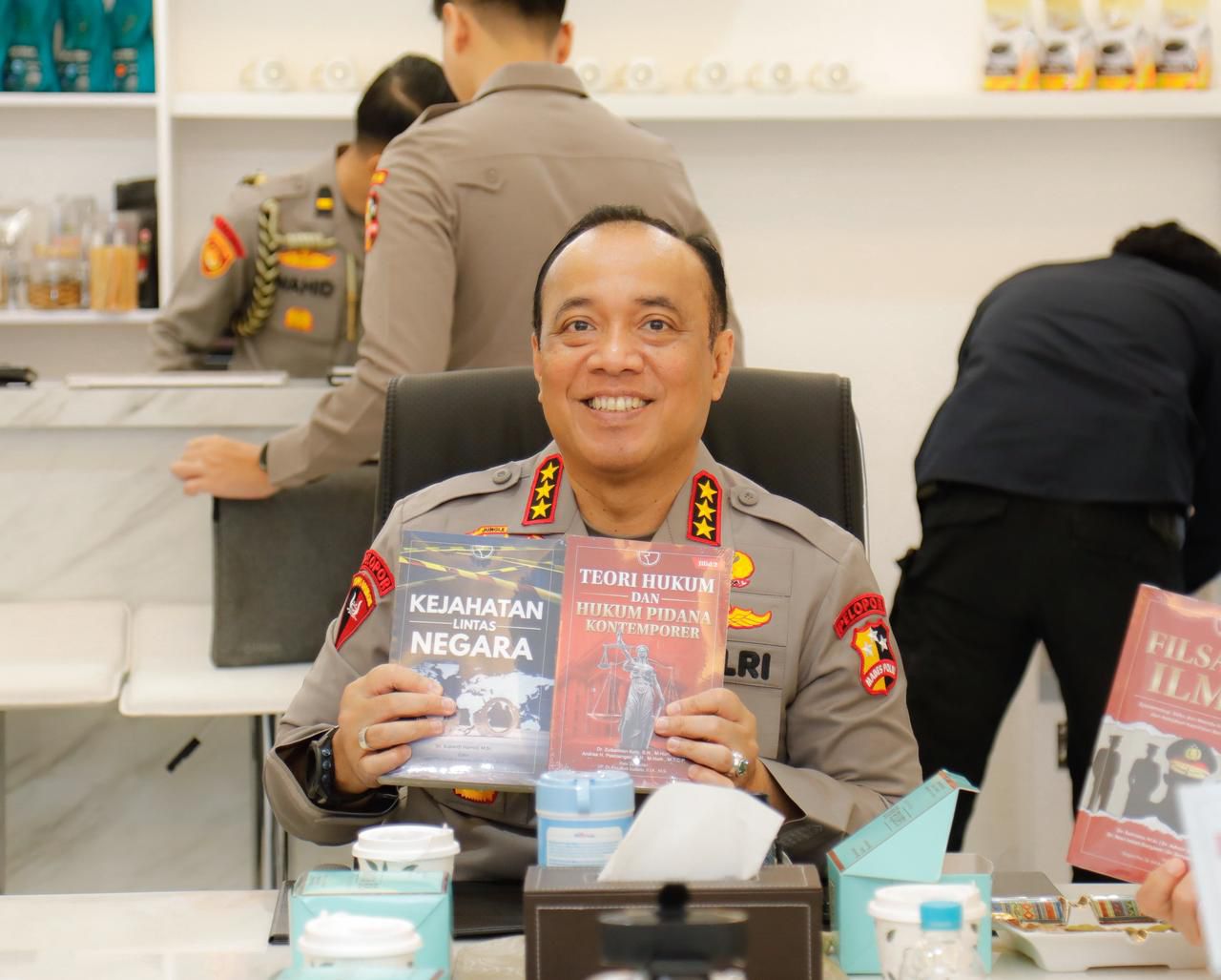 48 BUKU TERBIT SEJAK PUSAT STUDI KEPOLISIAN DIRESMIKAN, JADI BEKAL ANGGOTA POLRI